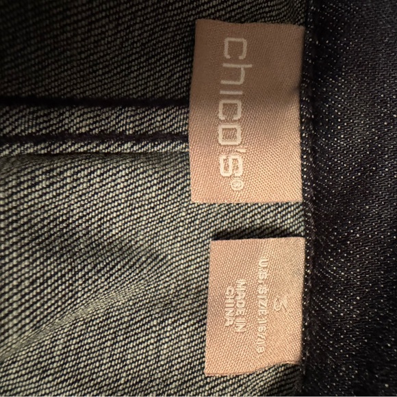 Chico's long jean jacket, gold button front. Size 16/ 3 Chicos - Picture 4 of 5